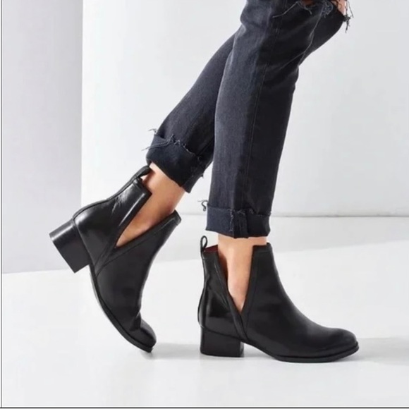 Jeffrey Campbell Cutout Boots - Picture 3 of 8